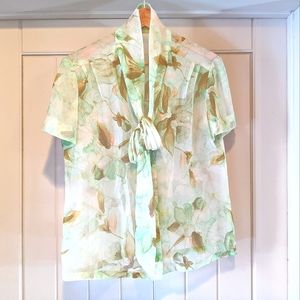 Vintage 70s sheer floral pussy bow blouse